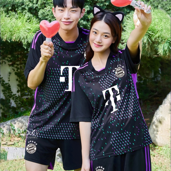 뮌헨어웨이 축구반티 237B